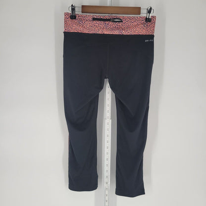 Nike Dri Fit Womens Sz S Cropped Athletic Capri Pants Black Coral