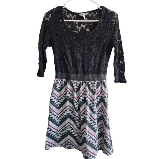 Speechless Juniors Sz S Black and Gray Mini Dress Crochet Top Chevron Bottom