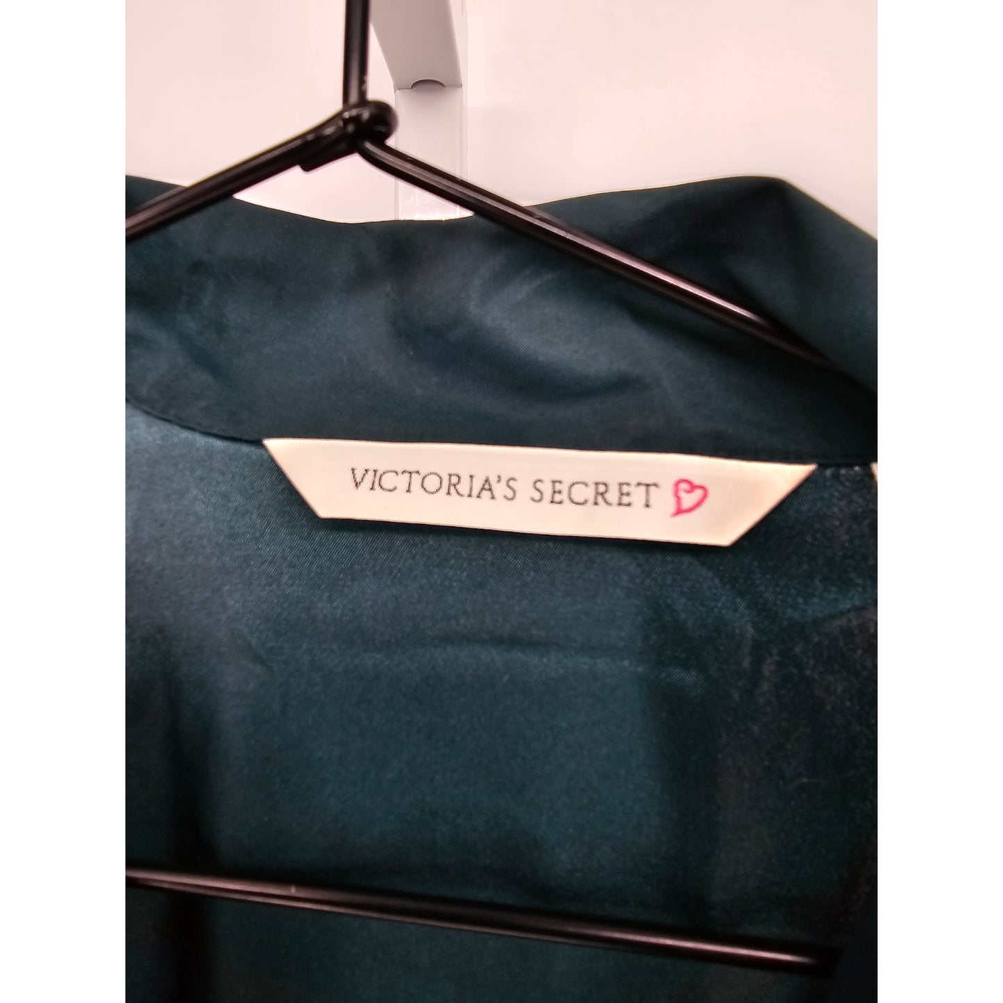 Victorias Secret Womens Sz M Long Sleeve Satin Pajama Shirt Forest Green