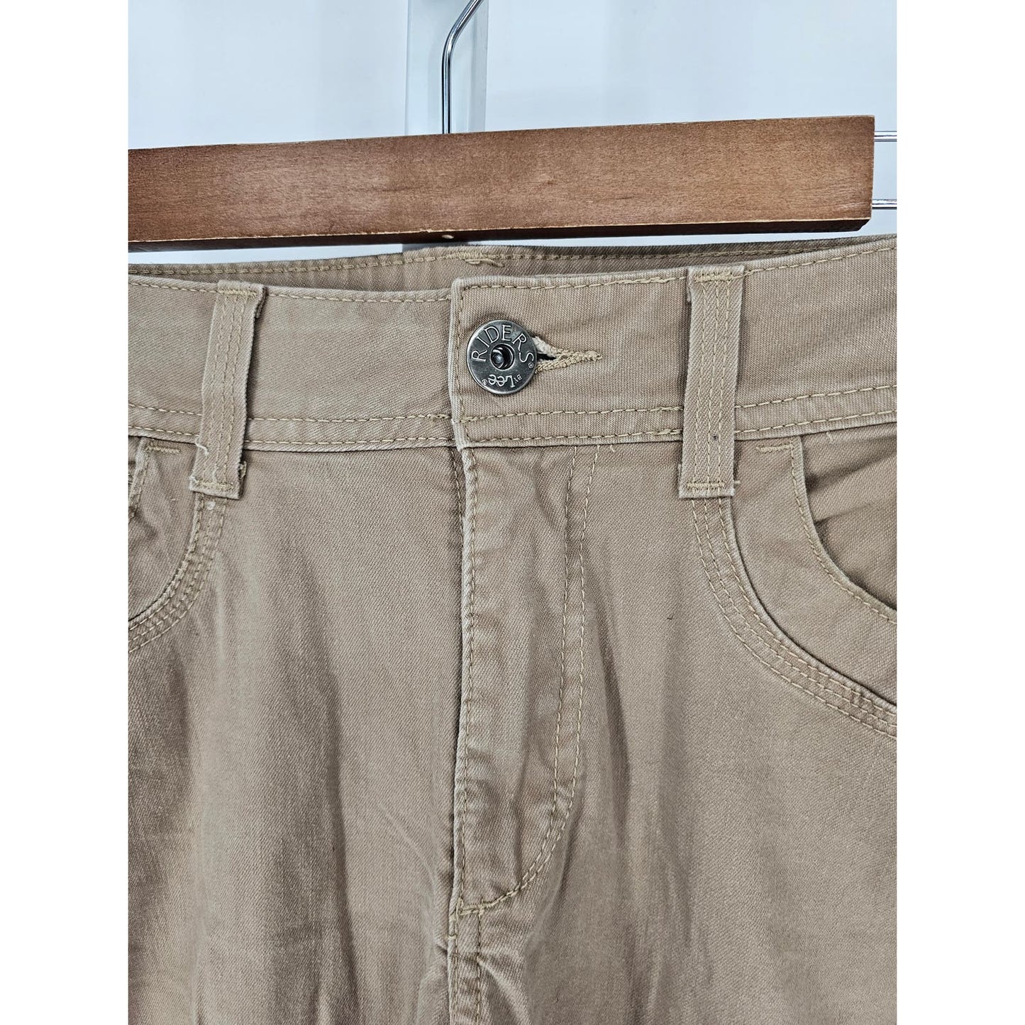 Riders by Lee Womens Sz 12 Bootcut Khaki Pants Beige Flap Pockets