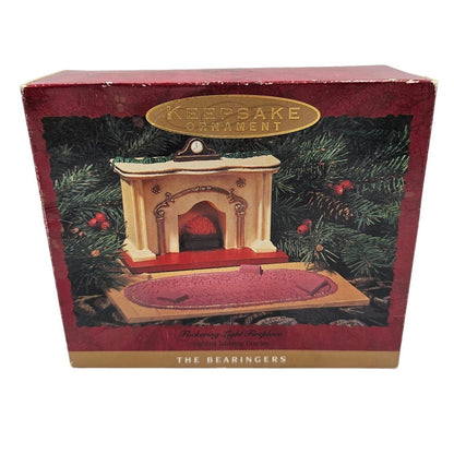 Hallmark Keepsake christmas Ornament Flickering Light Fireplace Bearingers