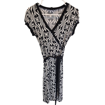 Vintage City Triangles Womens Sz M Knee Length Belted Dress Black White