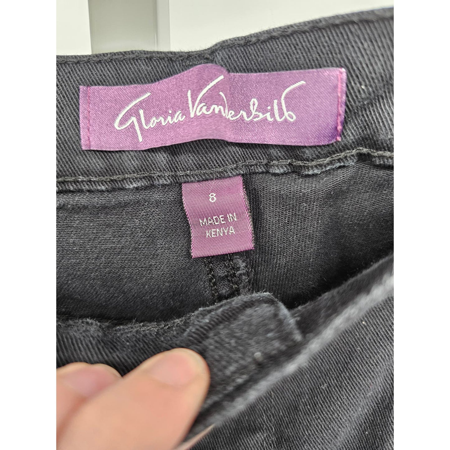 Gloria Vanderbilt Amanda Fit Womens Sz 8 Capri Jeans Black