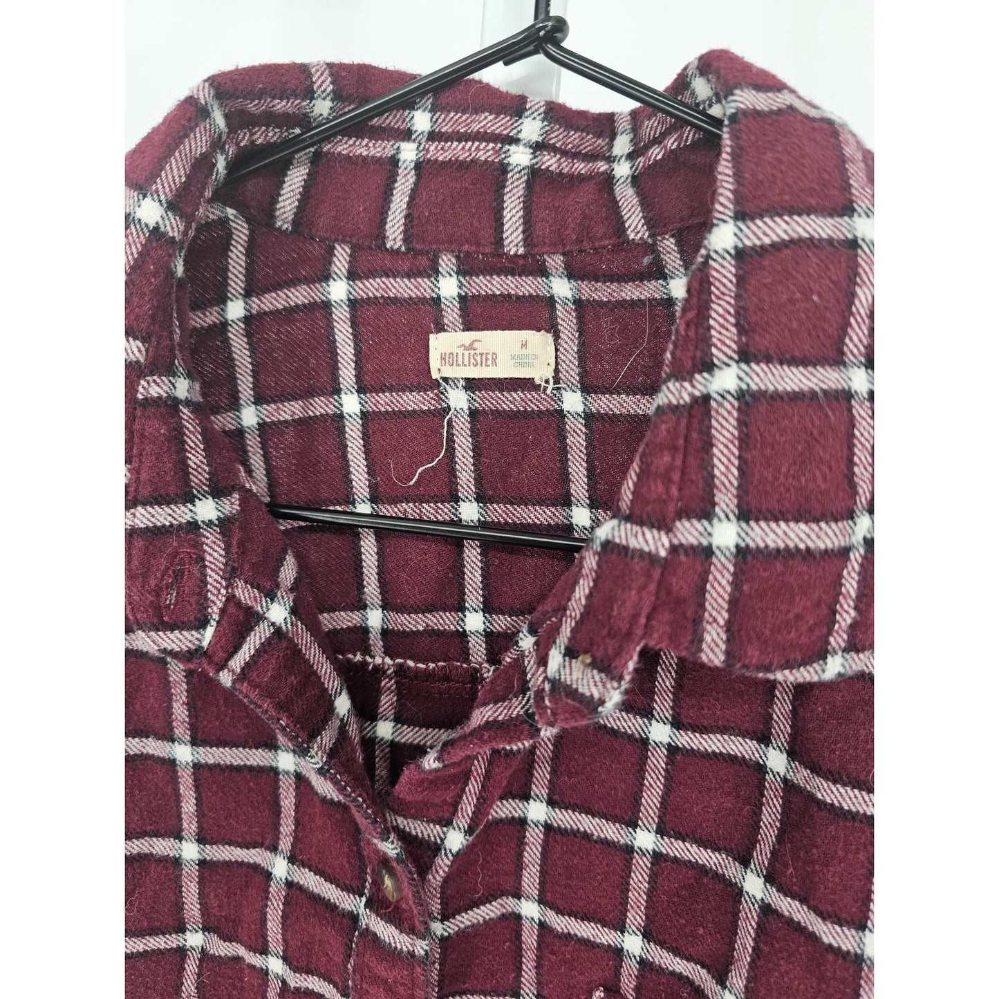 Hollister Womens Sz M Long Sleeve Button Up Plaid Shirt Burgundy Red