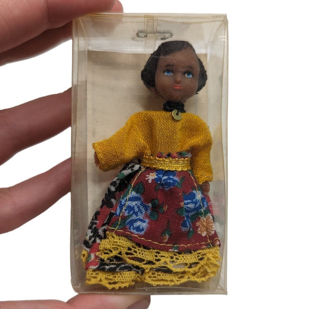Oradea Christian art cooperative Handmade Native American Doll Vintage
