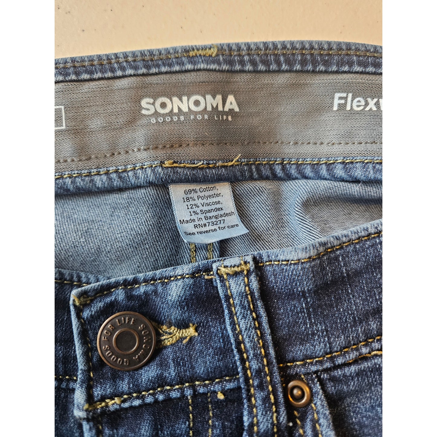 Sonoma Flexwear Womens Sz 29x30 Slim Leg Medium Wash Blue Jeans