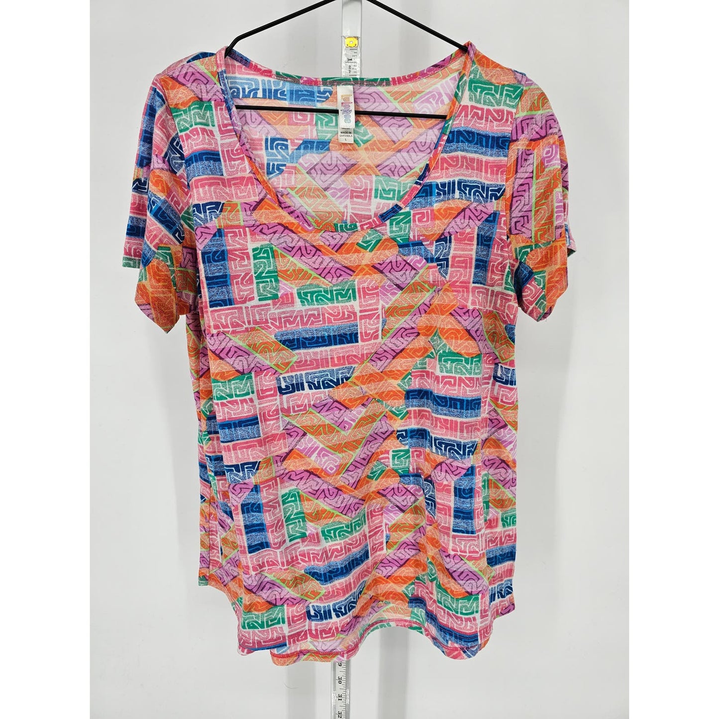 Lularoe Womens Sz L Short Sleeve Classic T Shirt Bright Rainbow Print