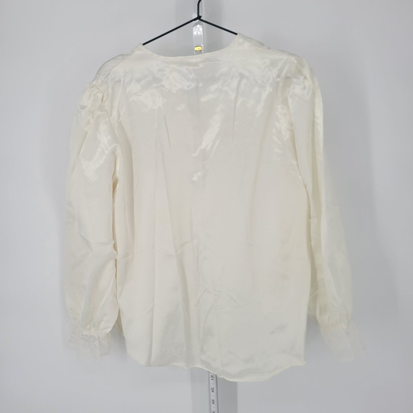 Vintage 1980s Intimate Moods Womens Sz M Satin Sleep Shirt Embroidered Floral