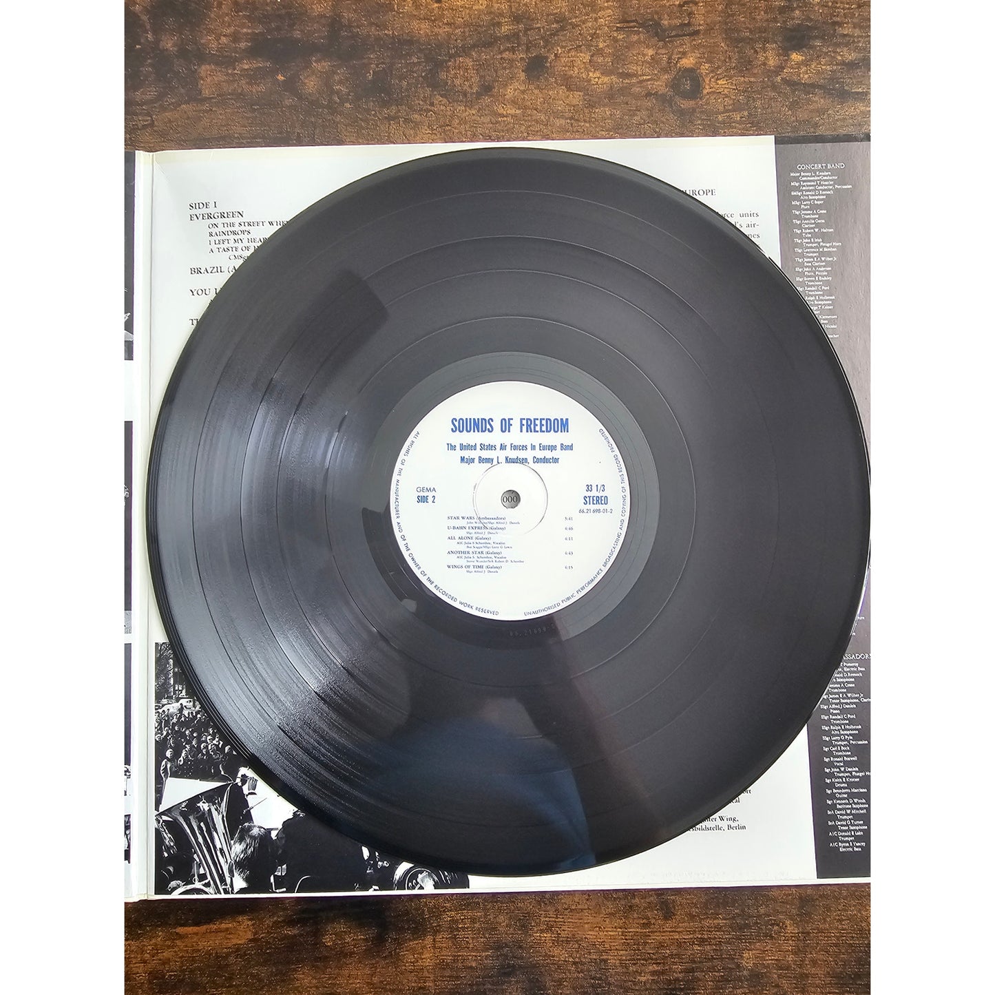 Sounds of Freedom The United States Air Forces in Europe Band Gema 66.21 698-01