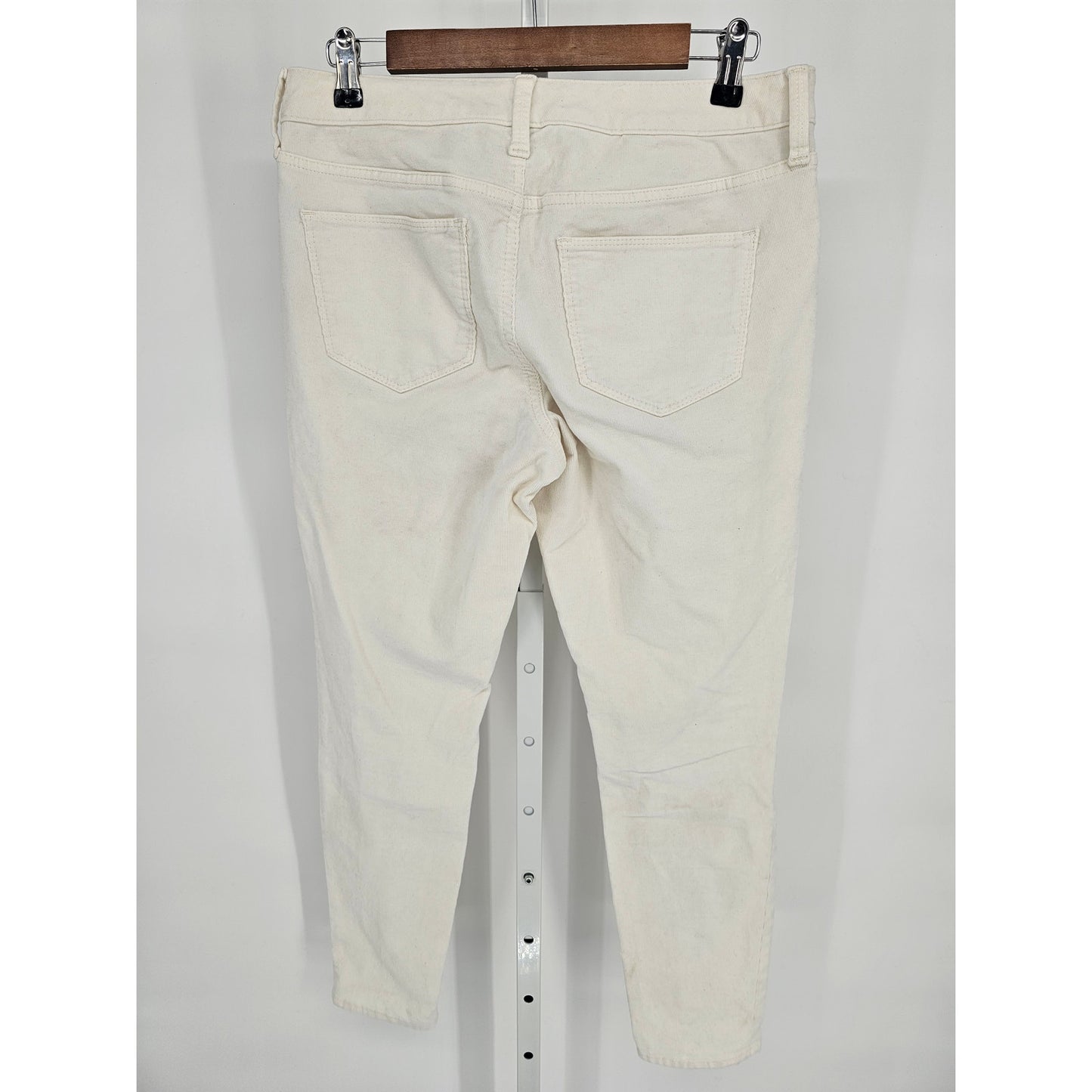 Universal Threads Womens Sz 10 (30") Skinny Corduroy Pants Ivory Cream