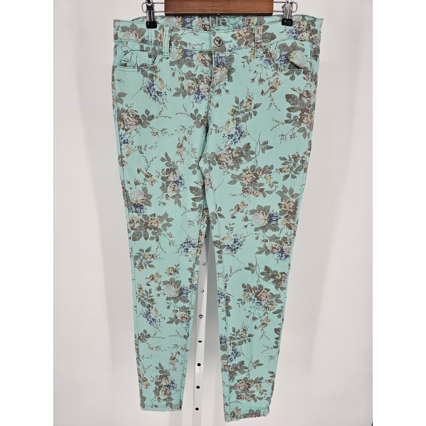 Rue 21 Womens Sz 11/12 Skinny Blue Jeans Pastel Floral Print