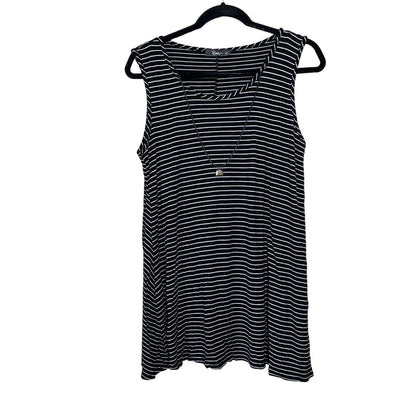 Pinc Womens Sz L Black and White Striped Sleeveless Tunic Top