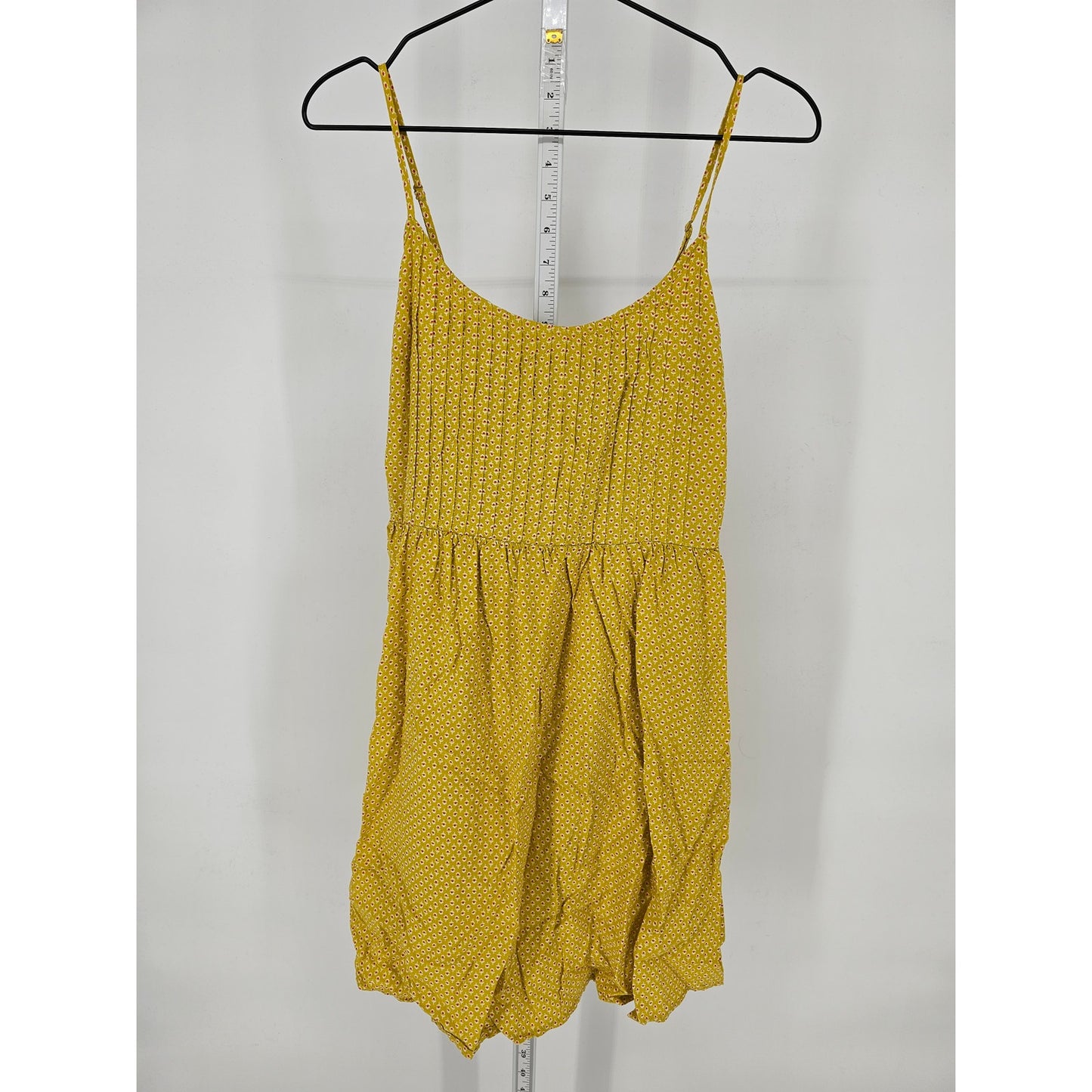 Old Navy Womens Sz M Sleeveless Sundress Dress Mustard Yellow Floral