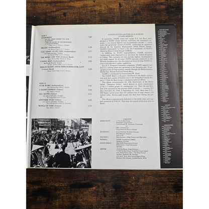 Sounds of Freedom The United States Air Forces in Europe Band Gema 66.21 698-01