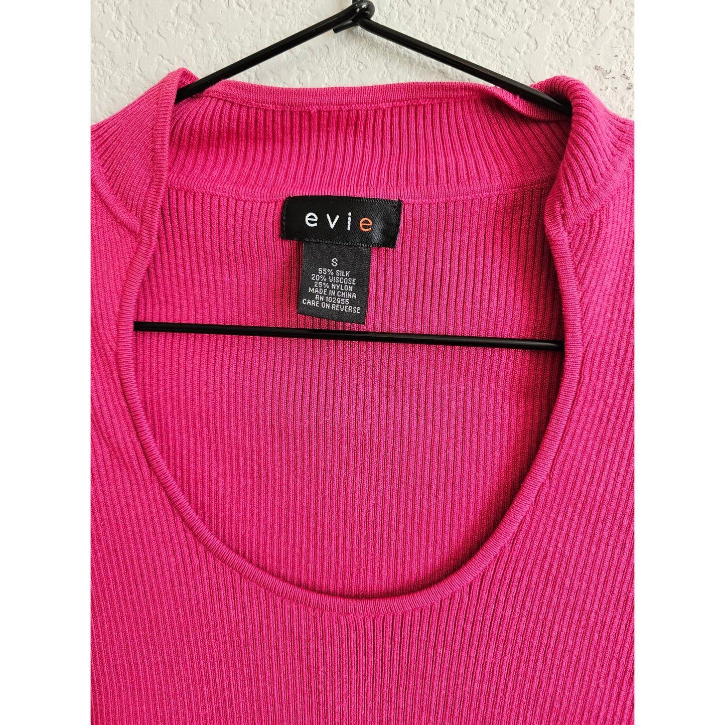 Evie Womens Sz S Bright Pink Ribbed Short Sleeve Knit Blouse Silk Blend