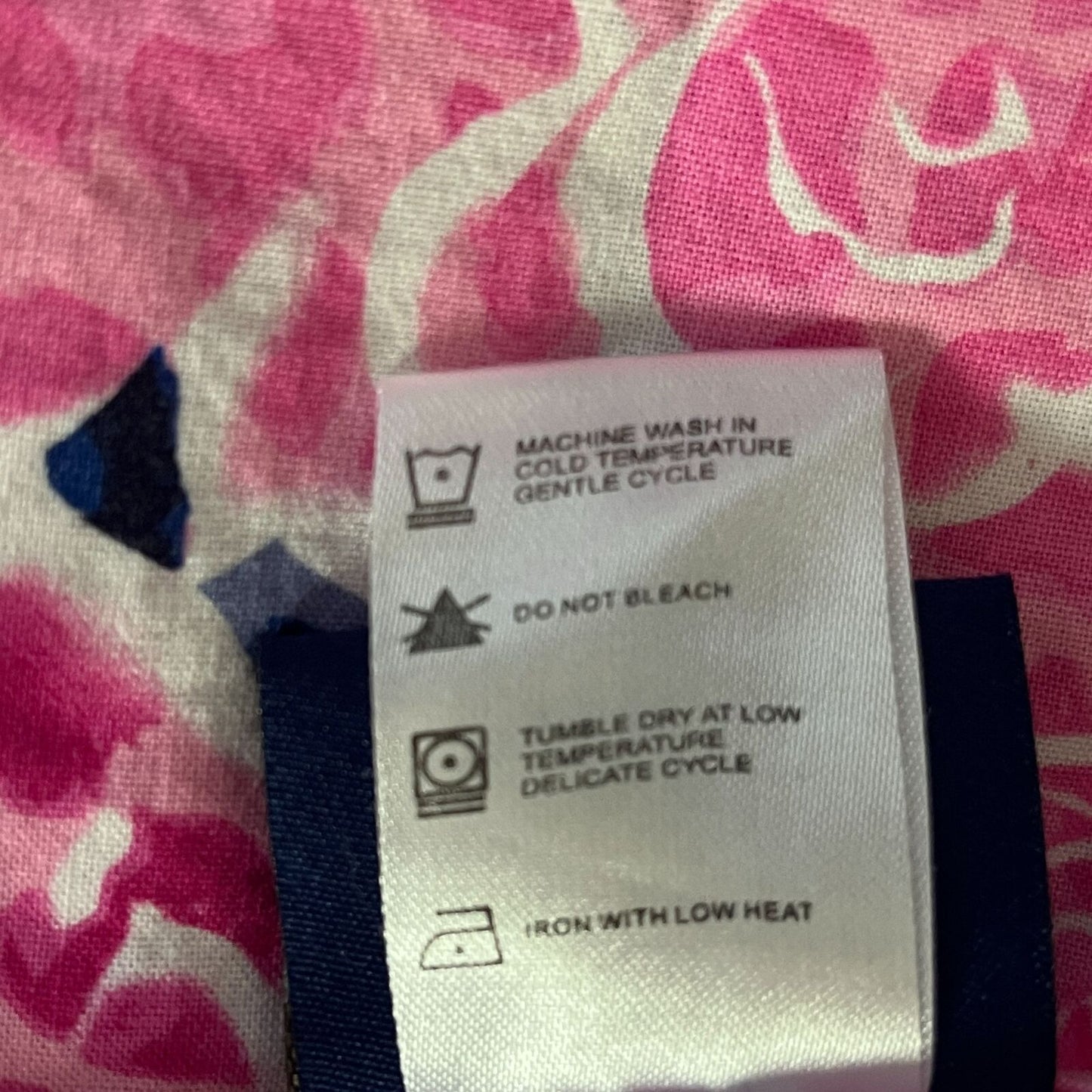 Sanibel Scrubs Womens Sz XS Scrub Top Pink Rose Print