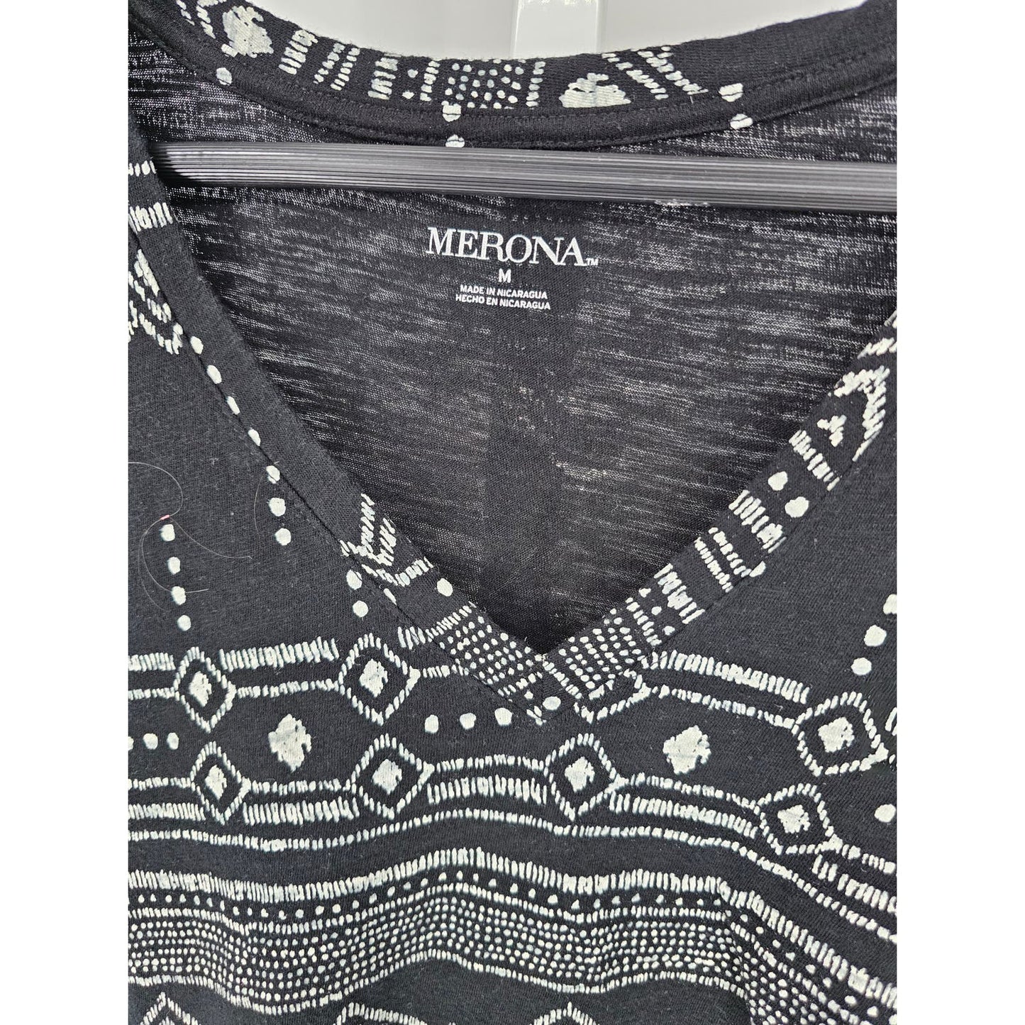 Merona Womens Sz M Short Sleeve Cotton T Shirt Black White Aztec Print