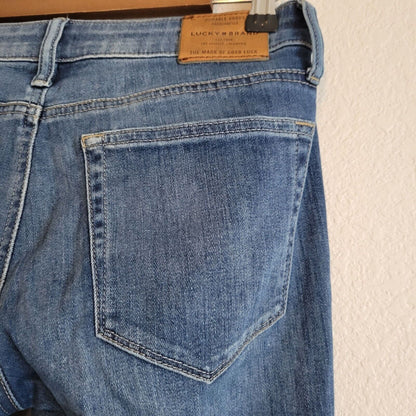 Lucky Brand womens Sz 2 Classic Bootcut Blue Jeans Medium Wash