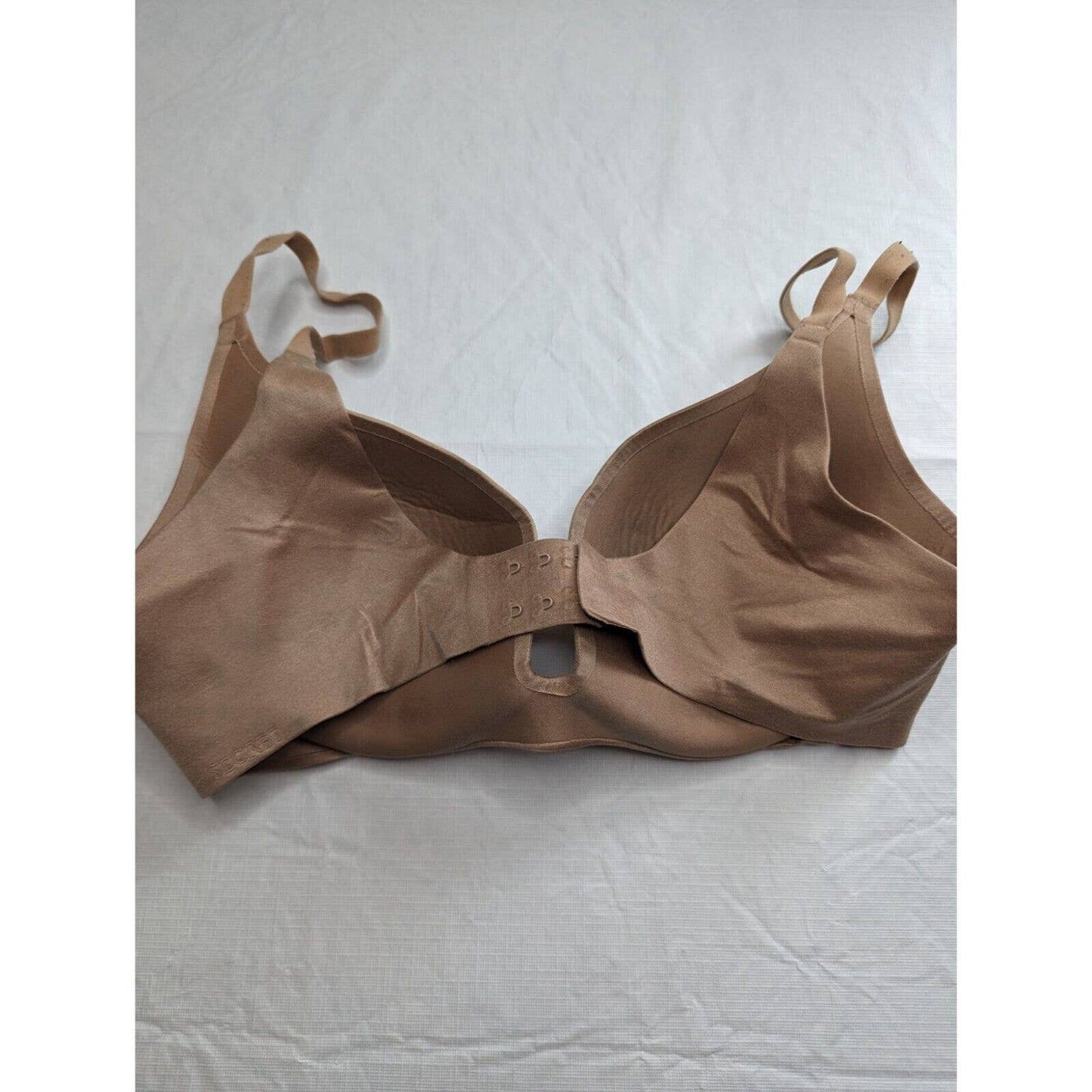 Victorias Secret Sz 34D Classic Push Up Bra Solid Beige