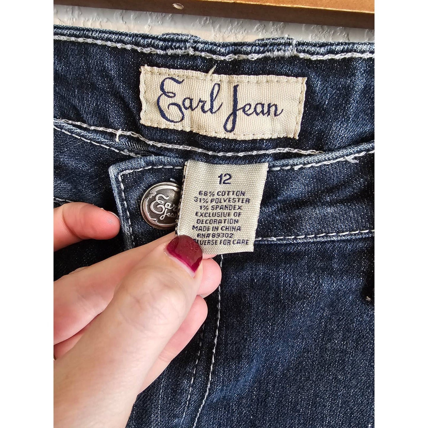 Earl Jeans Mujer Sz 12 Lavado Oscuro Longitud Capri Jeans Azul Puntada Gruesa