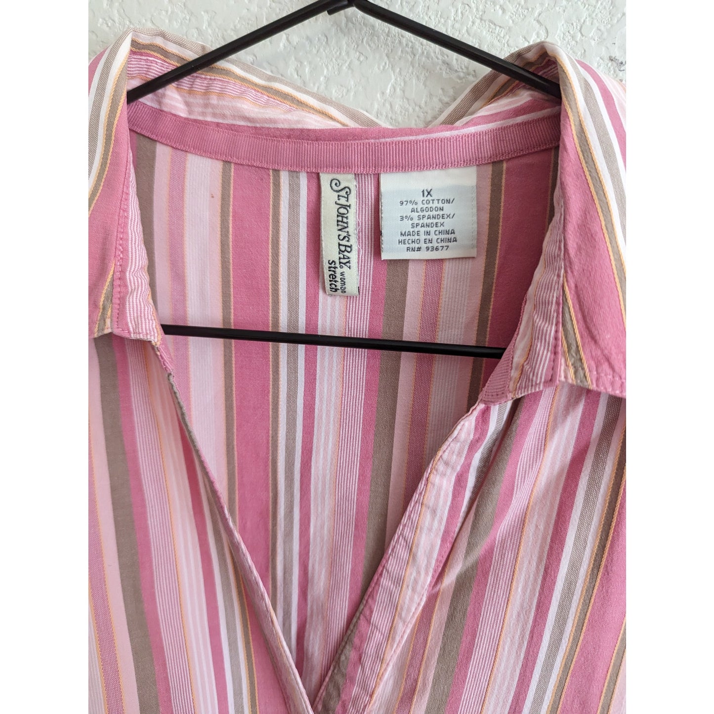 St Johns Bay Womens Sz 1X Long Sleeve Button Down Blouse Pink Striped