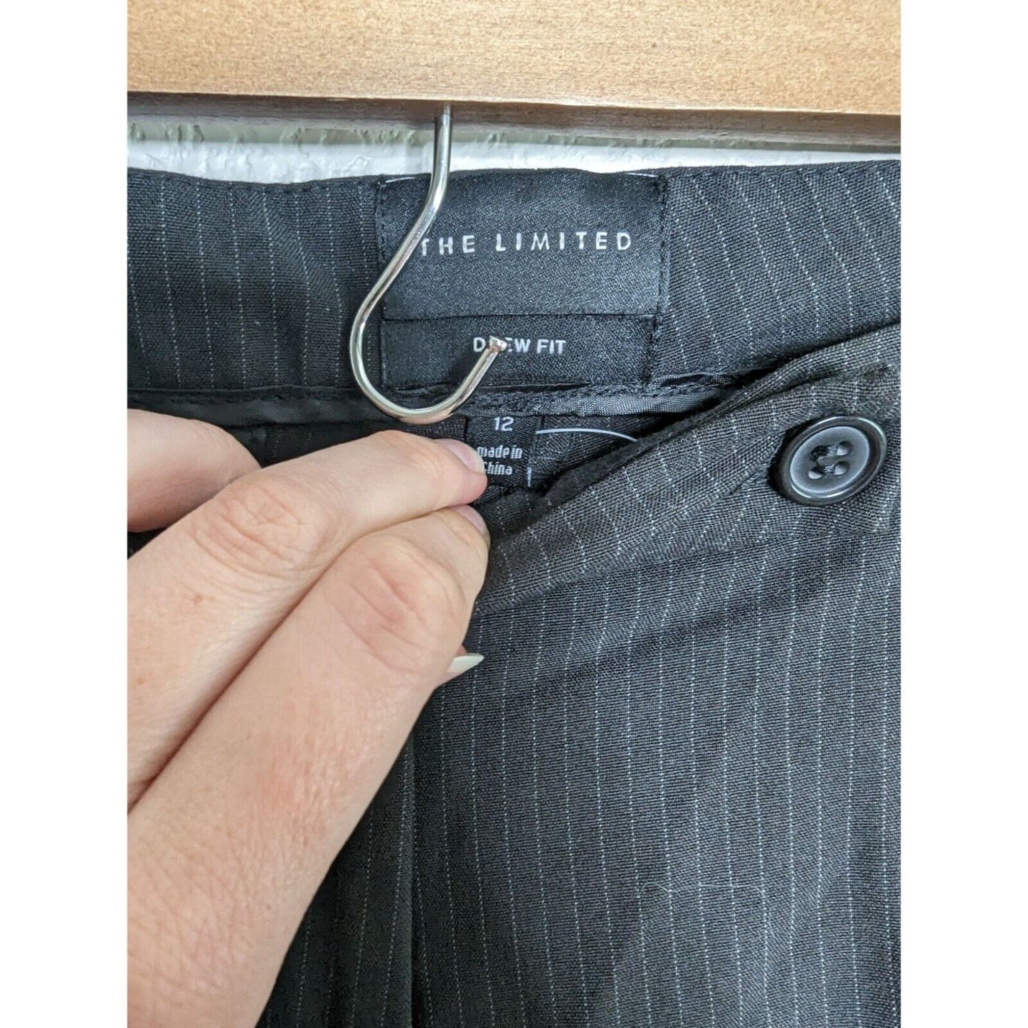 Vintage Y2K The Limited Womens Sz 12 Drew Fit Dress Pants Black Pinstripe