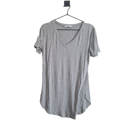 Carly Jean Womens Sz S Short Sleeve Tunic Length T Shirt Gray V Neck