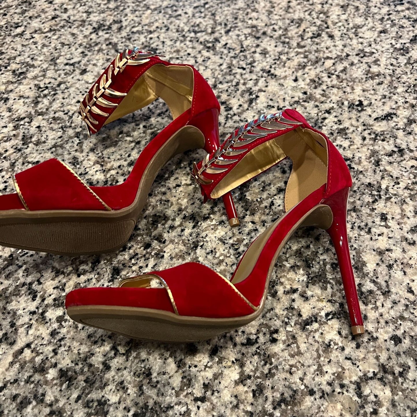 Shoe Republic LA Womens Sz 10 Red and Gold Trim High Heel Sandals Y2K Drag