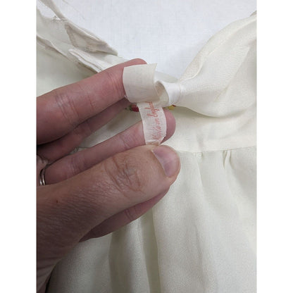 Vintage 1960s Baby Girlls Sz12M Short Sleeve Dress White Embroidered