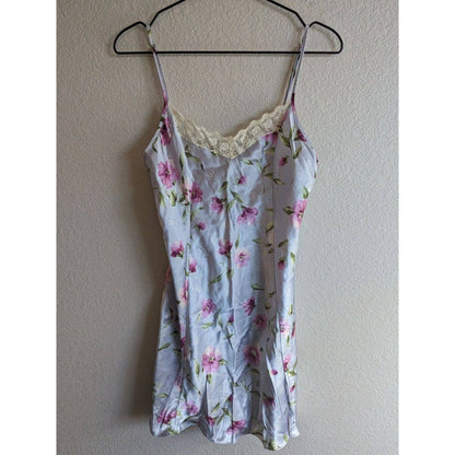 Vintage 1990s Private Luxuries Sz M Light Purple Satin Nightgown Floral