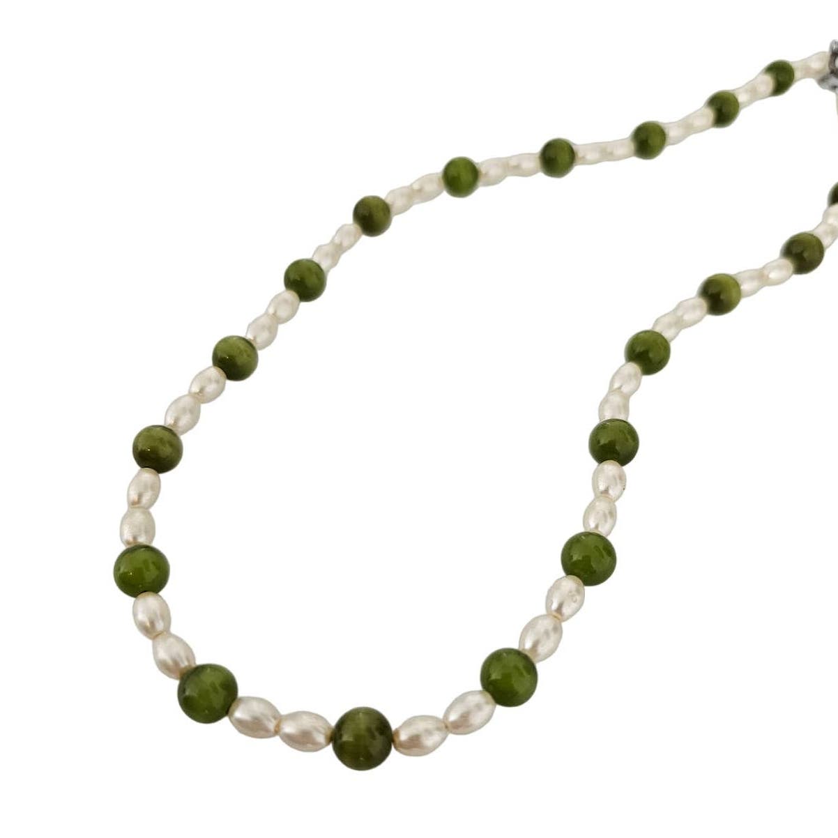 Mid Century Single Strand Round Beaded Necklace Freshwater Pearl Avocado Green