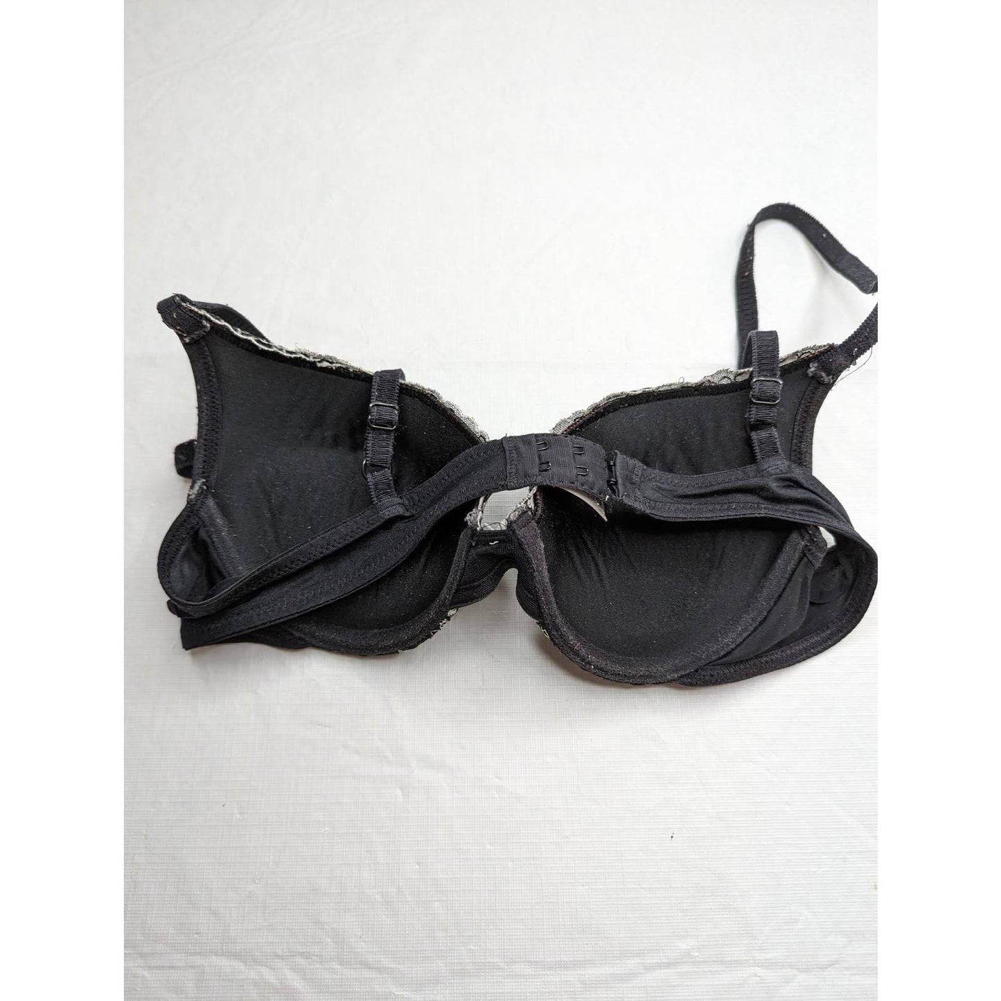 Apt 9 Womens Sz 36A Padded Push Up Bra Black White Lace