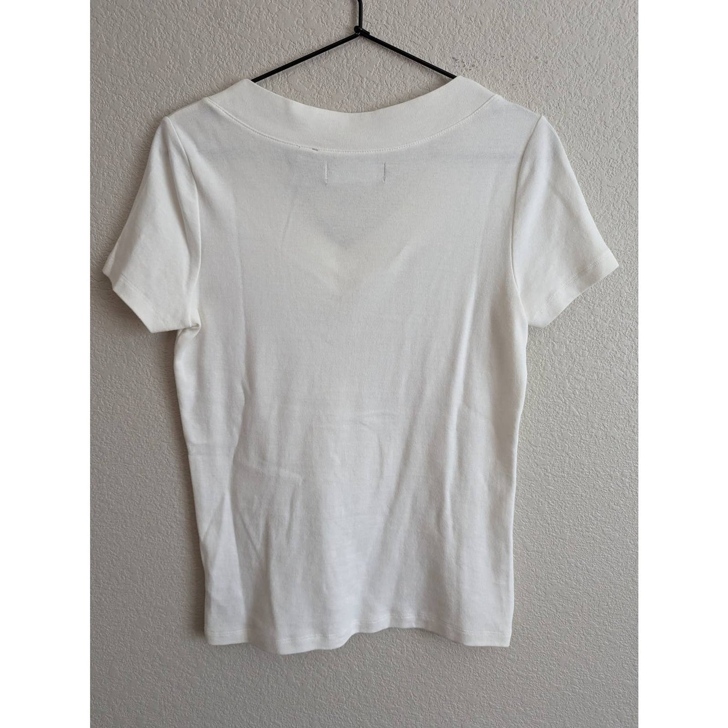 Liz Claiborne womens Sz S Short Sleeve V Neck T Shirt Solid White