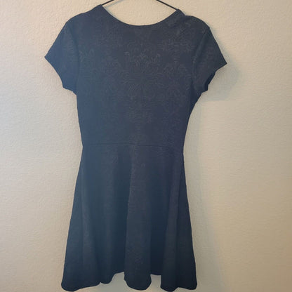 French Atmosphere Womens Sz L A Line Black Quilted Knee Length Dress