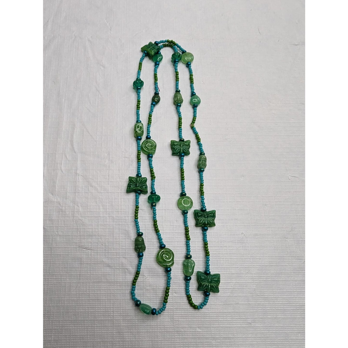 Vintage Y2K Single Strand Glass Beaded Necklace Green Blue Butterfly Beads