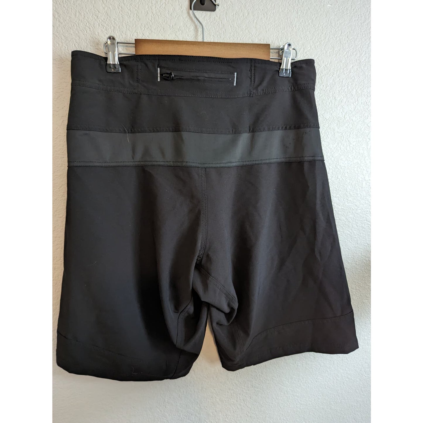 Bpbtti Mens Sz M Mountain Biking Cycling Shorts Vented Black