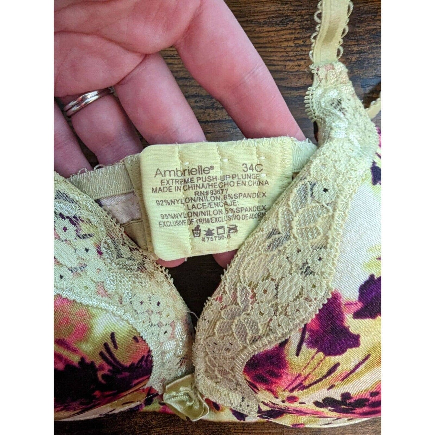 Ambrielle Womens Sz 34C Extreme Push Up Plunge Bra Red Yellow Floral