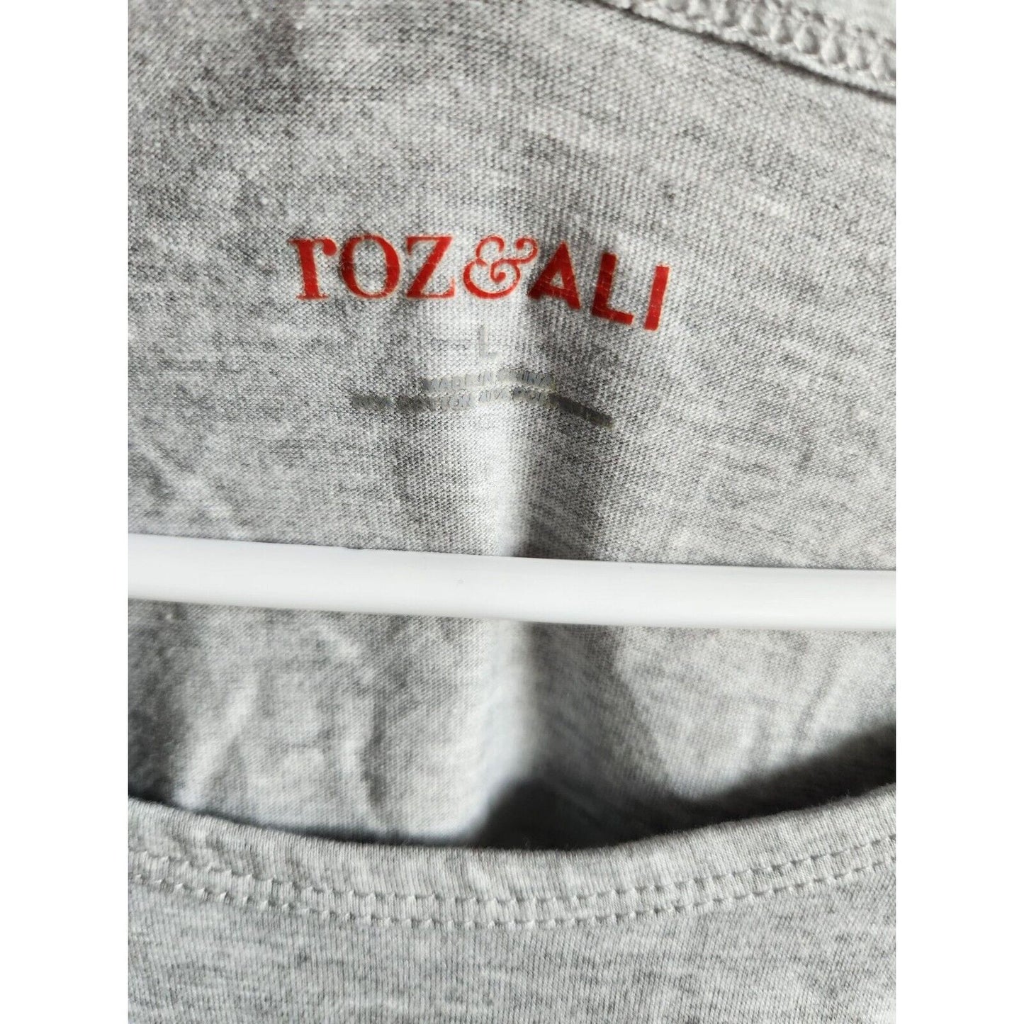 Roz & Ali Womes Sz L Long Sleeve T Shirt Gray Glitter Snowflake Print