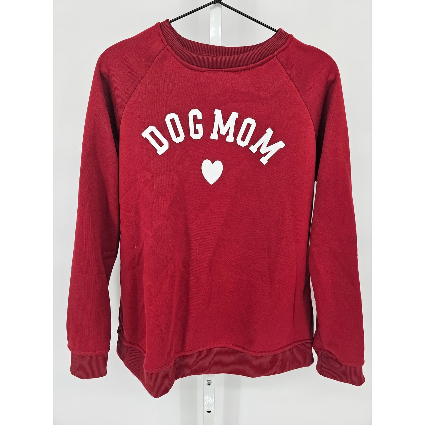 Dog Mom Womens Sz L Pullover Sweatshirt Bright Red and White Heart