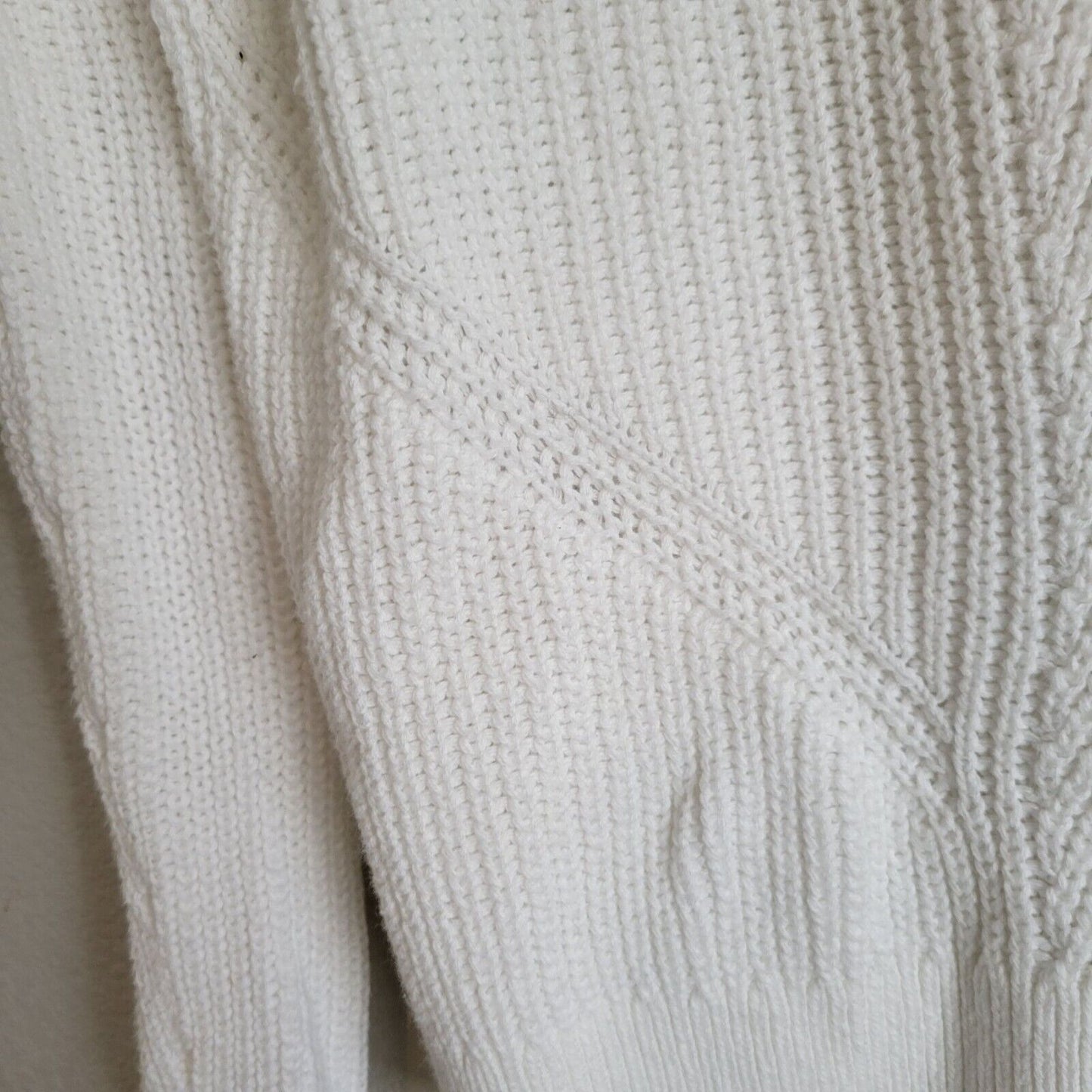 GAP For Good womens Sz M Knit Crewneck Sweater White Adjustable Buckle