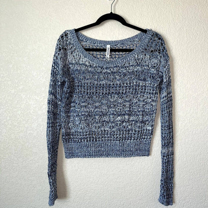 Aeropostale Juniors Sz M Open Crochet Knit Cropped Sweater Gray