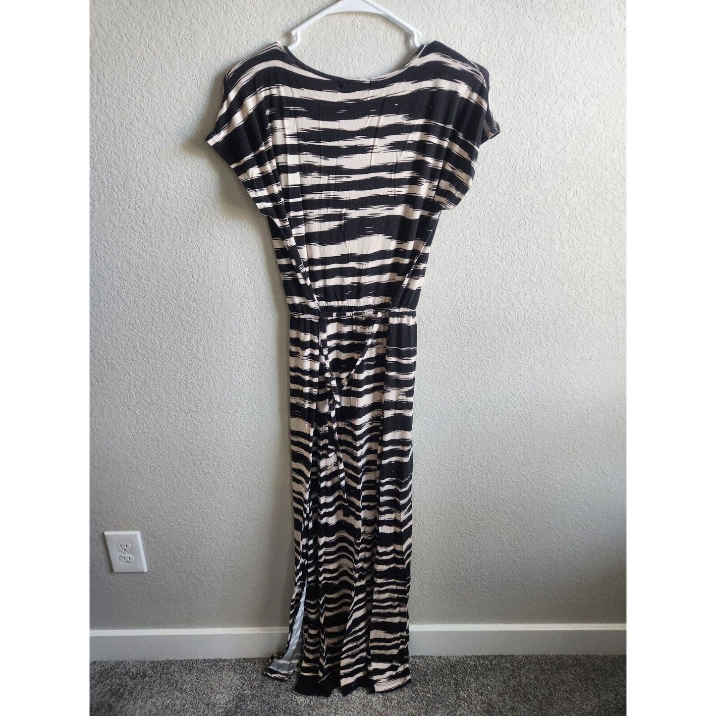 Design History Womens Sz M Maxi Length Zebra Print Shirt Dress