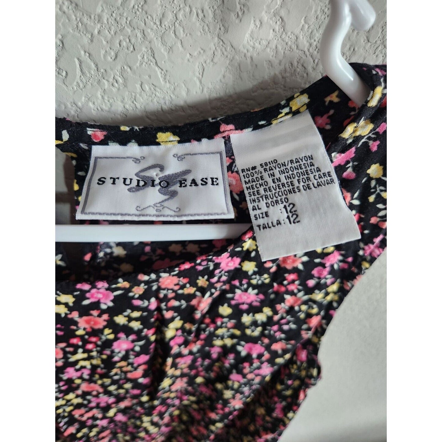 Vintage 1990s Studio Ease Womens Sz 12 Maxi Dress Black Pink Floral Sleeveless