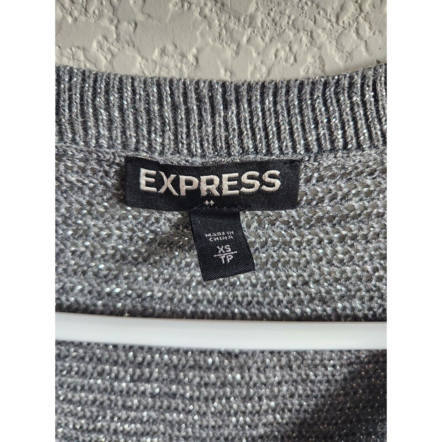 Express Womens Sz XS Short Sleeve Knit Sweater Gray Silver Metallic Weave