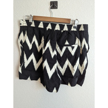 H&M Womens Sz M Casual Pull On Jogger Shorts Black White Chevron