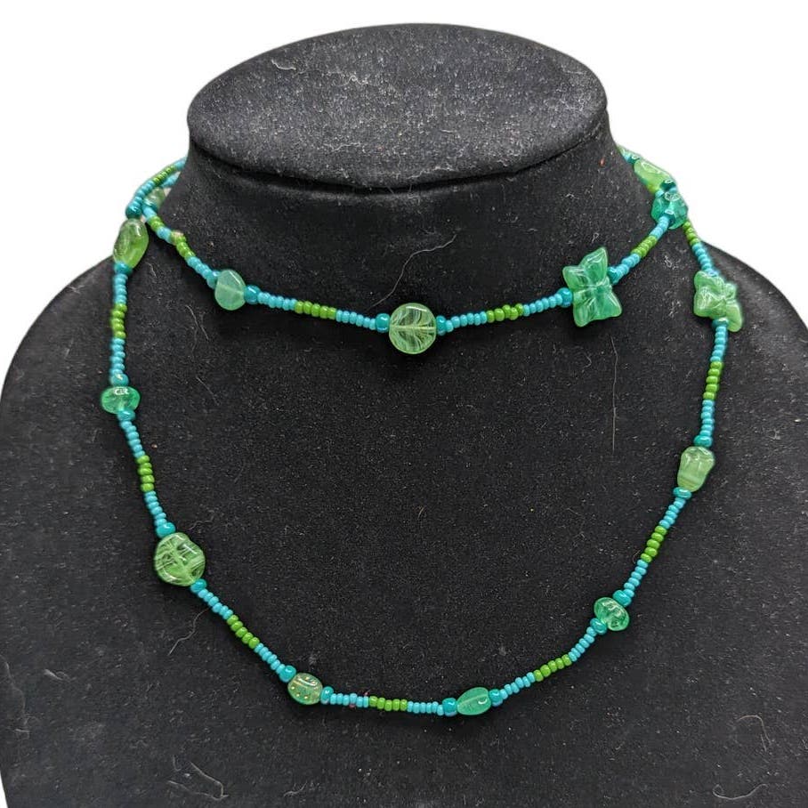 Vintage Y2K Single Strand Glass Beaded Necklace Green Blue Butterfly Beads