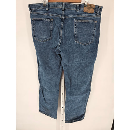 Wrangler Mens Sz 40x29 Regular Fit Straight Leg Medium Wash Blue Jeans