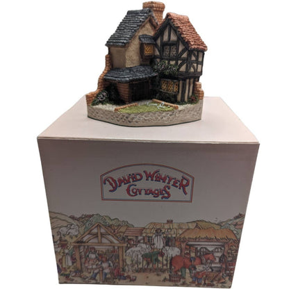 David Winter Cottages 15 Lawnside Road 1994