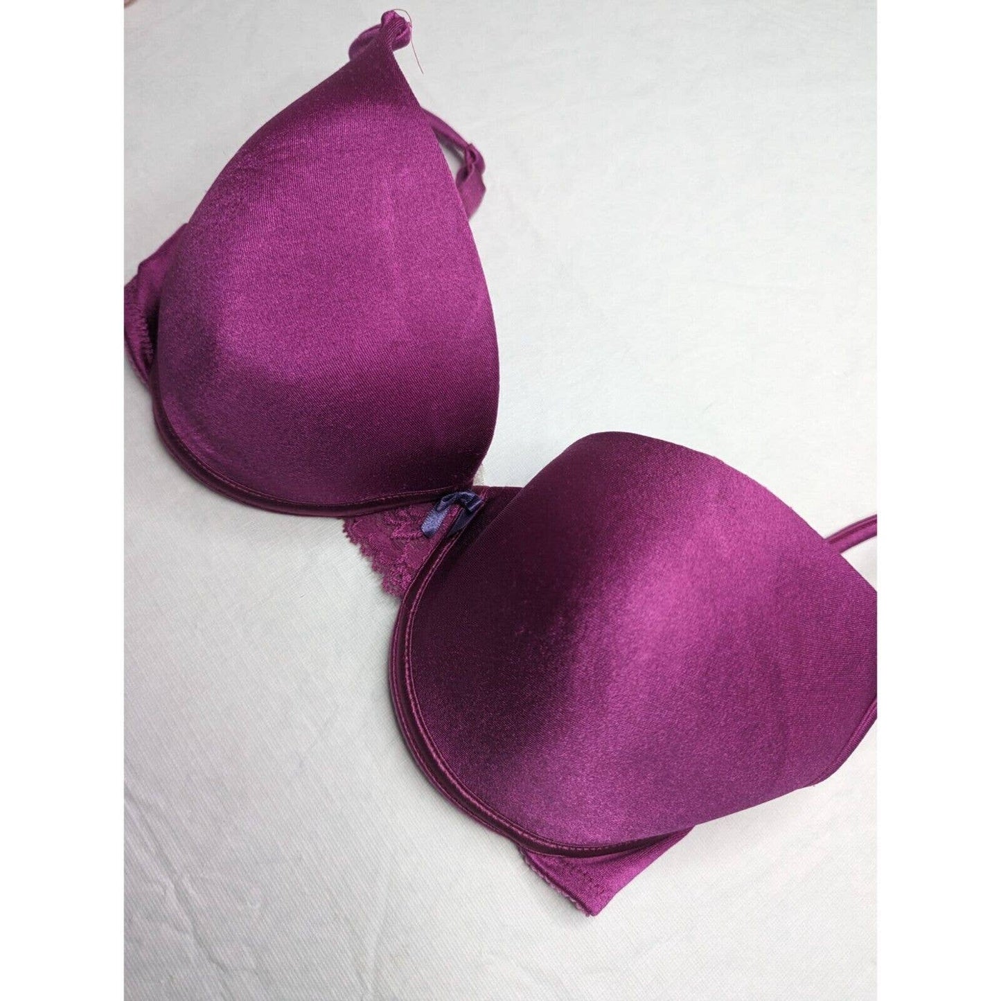 Vintage Hanes Womens Sz 36D Padded Push Up Bra Solid Purple