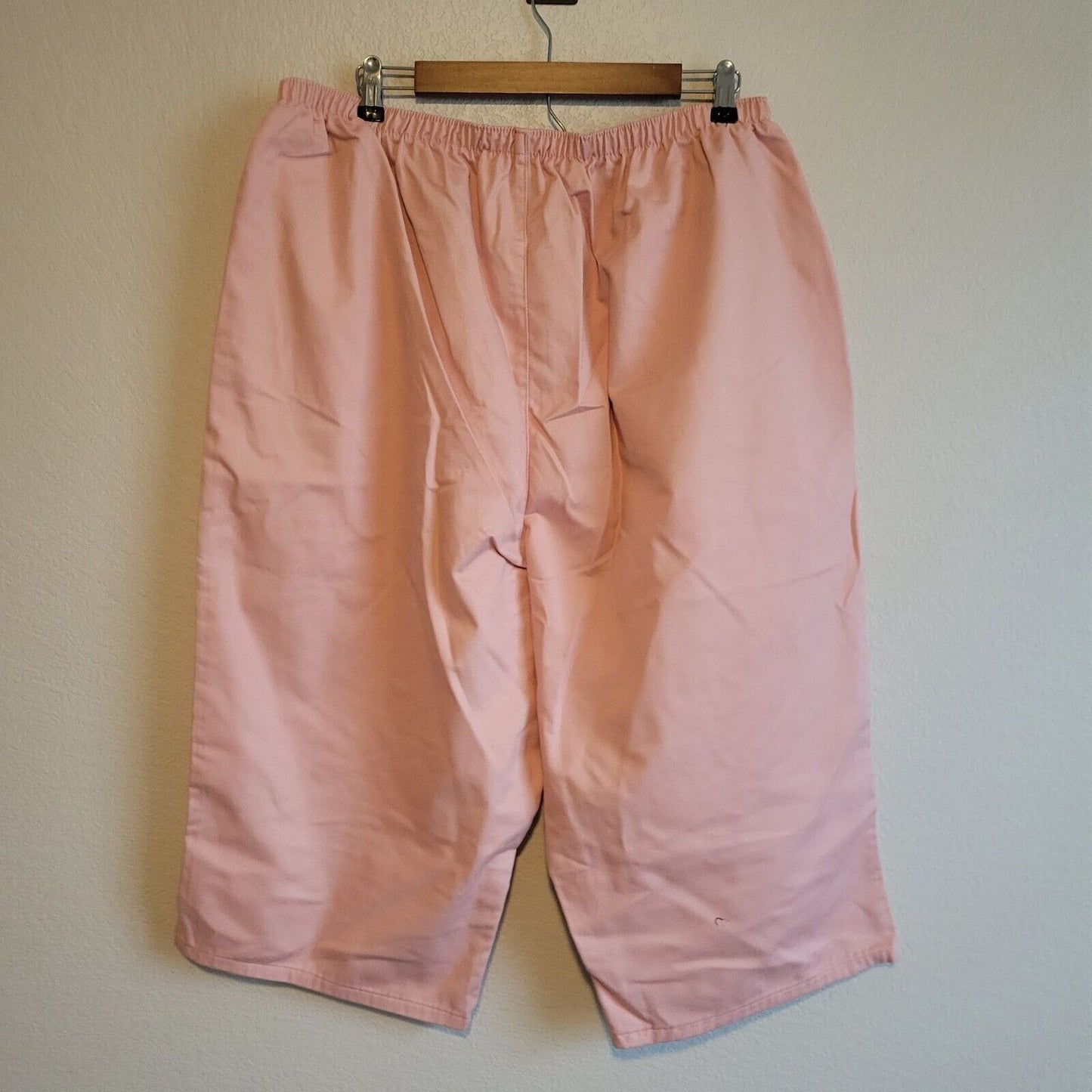 Chic Classic Collection Womens Sz 24W Pull On Bermuda Pants Light Pink